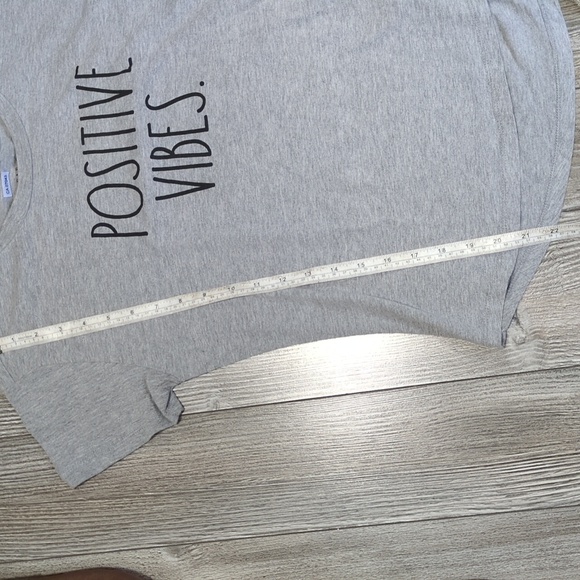 Rae Dunn Positive Vibes Shirt S - Picture 3 of 5